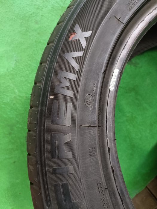 Шины новые 215/55 ZR 17 Firemax