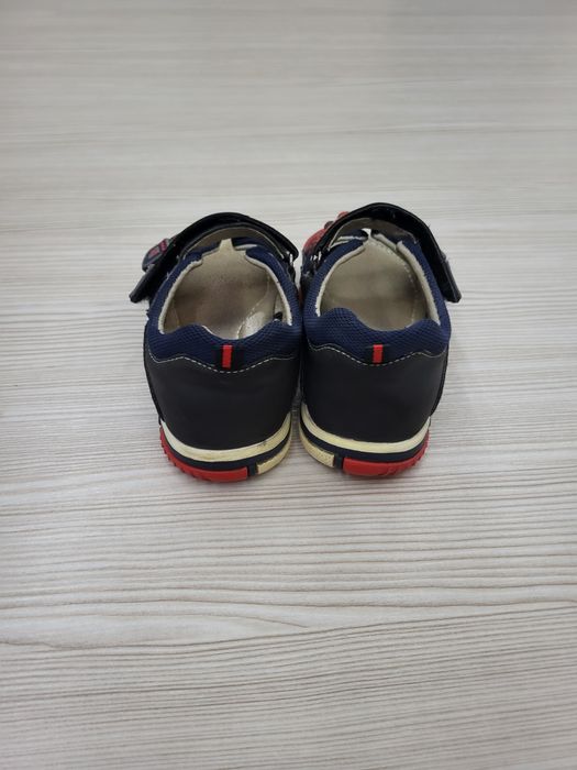 Продам сандали biker размер 30