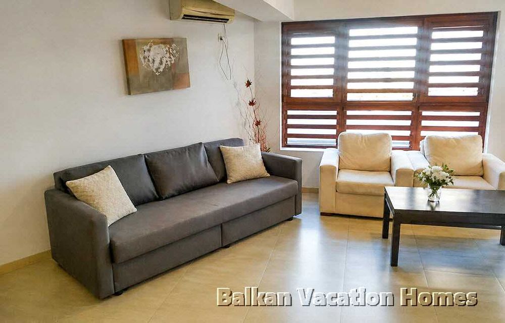Продава се Двустаен апартамент в Бяла - 72 кв.м за 510 €/кв.м - Снимка #3