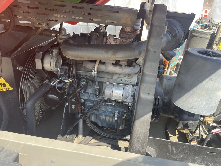 Vand / Inchiriez Motocompresor Kaeser M50 / 5000l/min / An2012