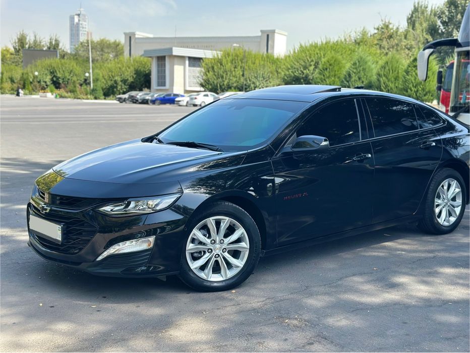 Malibu XL full срочни сотилади