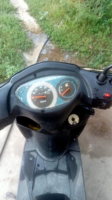 Скутер мопед