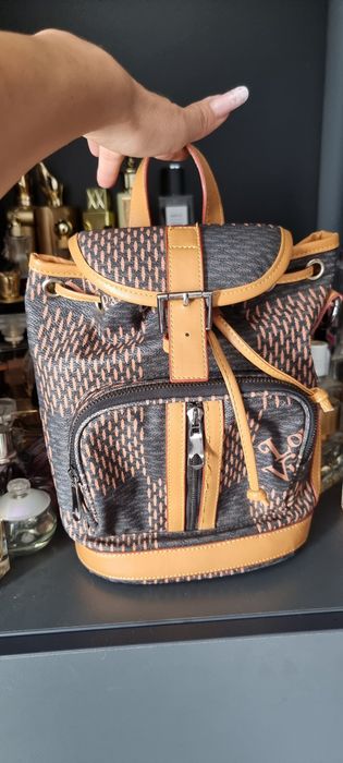 Ghiozdanel Louis Vuitton