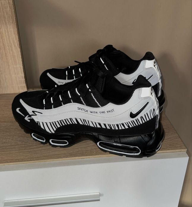 Nike Air Max 95 Sketch