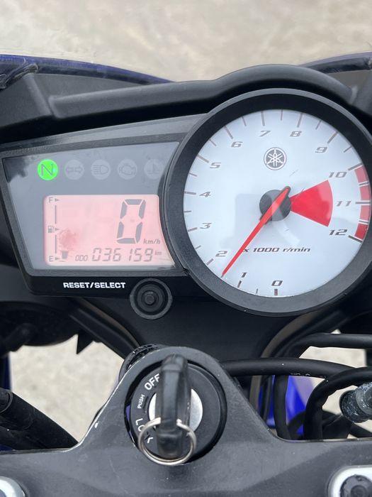 Yamaha yzf r125 / A1 / 16 ani