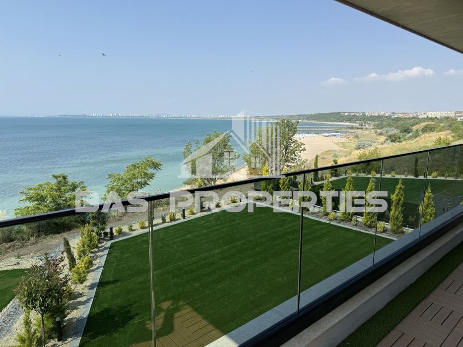 Къща в Бургас-Сарафово площ 317