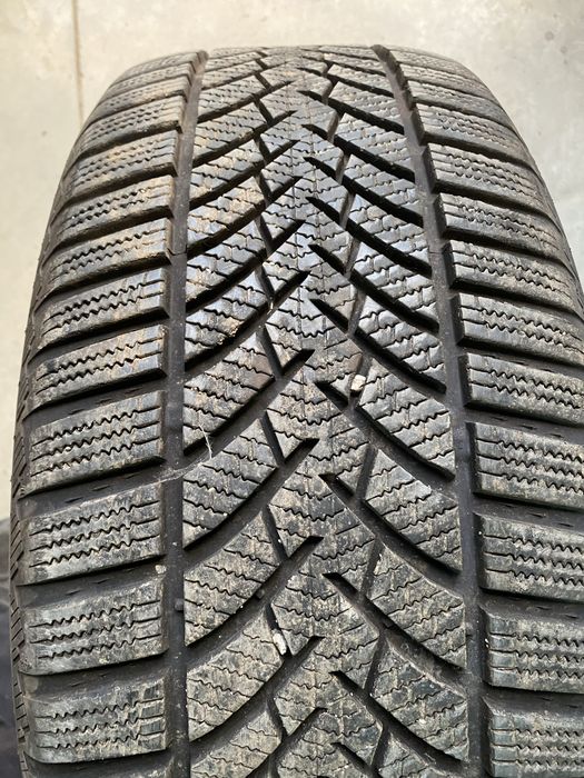 Anvelope iarna 255/50 R19