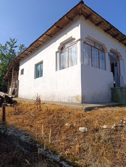 Casa Batraneasca de vanzare – Ștefanesti, Valea Mare-Podgoria, Jud.Arges