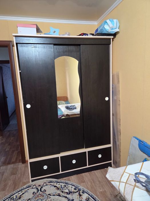 Продаем шкаф не дорого