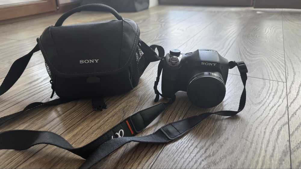 Aparat foto Sony DSC - H300