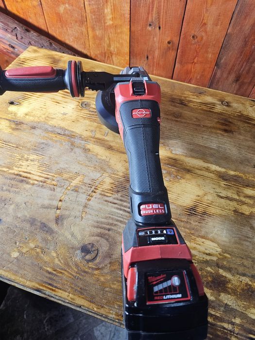 Flex Milwaukee M18 model nou