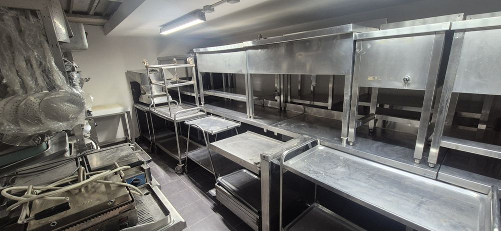 Mese din inox industriale