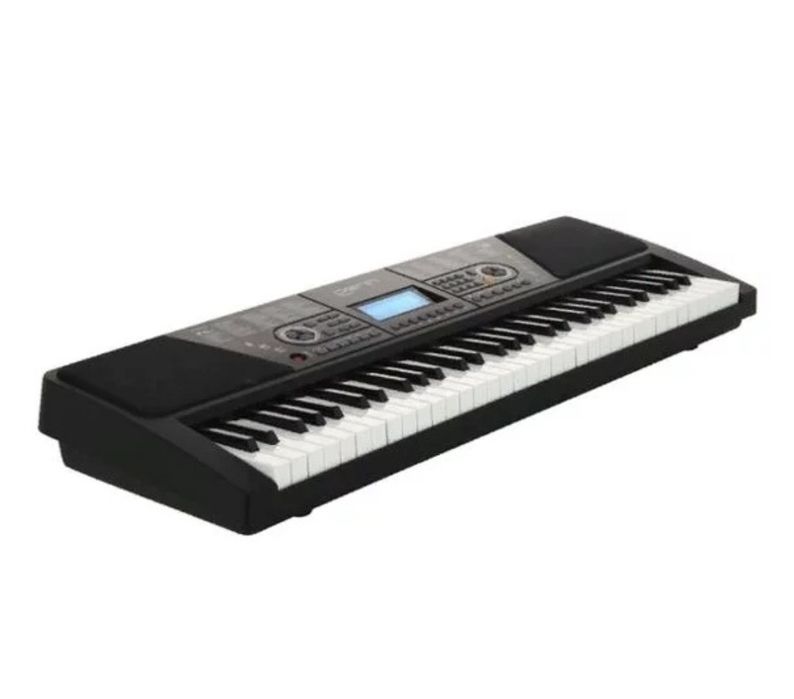 Продаётся синтезатор