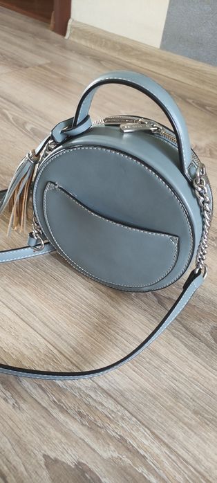 Круглая сумочка David Jones