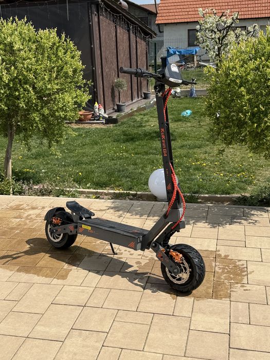 Vand trotineta electrica kukirin g4 (2025) stare impecabila