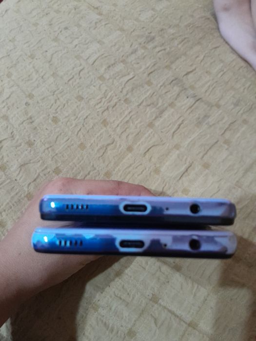 Samsung a 32 2 штуки