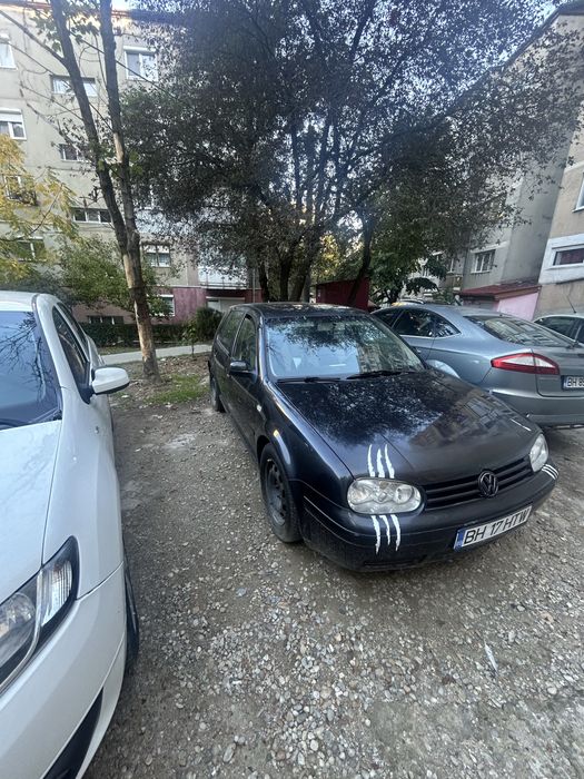 VOLKSWAGEN Golf 2000 — imagine 4