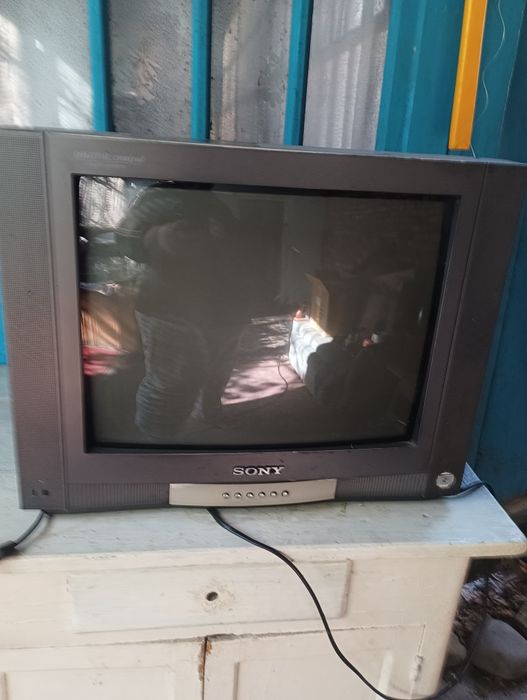 Телевизор б/у 2004