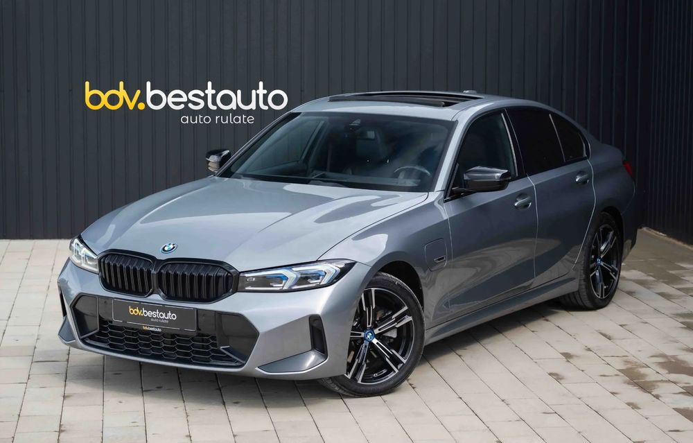 BMW Seria 3 330e M-Pack/ Trapa/ Harman&Kardon/ Keyless Entry&Go/ Camera/ Assist