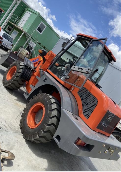 Incarcator Frontal 2000 Kg