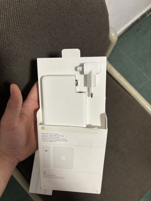 incarcator complet MagSafe3 (adaptor 140W+cablu 2 metri)