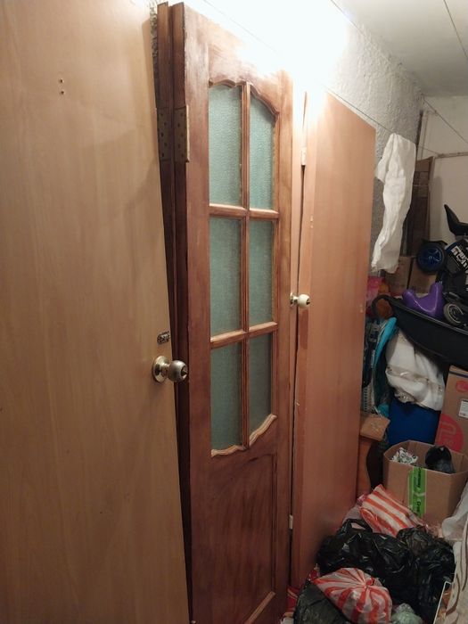 Продам межкомнатные  двери