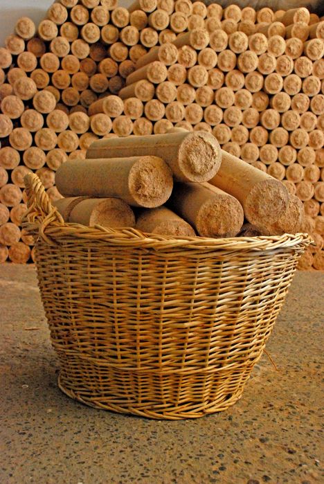 Presa de brichete de rumegus