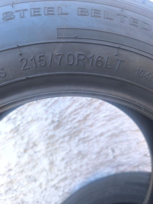 Продам новые шины.