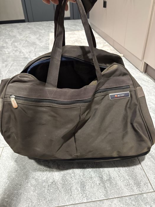 Продам сумки на колесиках