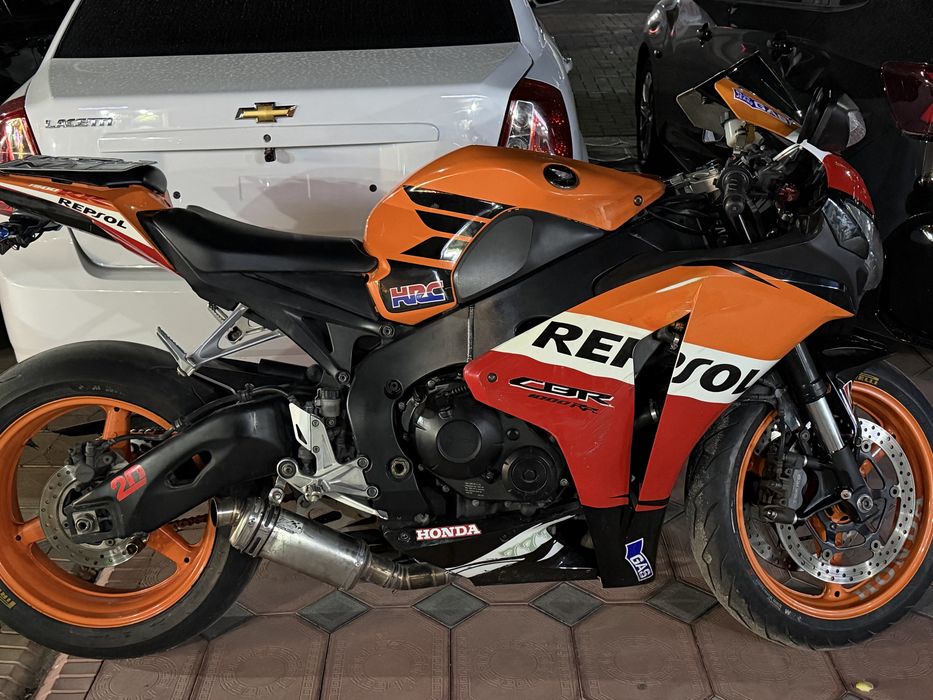 SOTILADI !!!   Honda cbr 1000rr