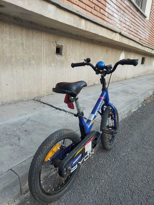 Bicicletă băieți și role