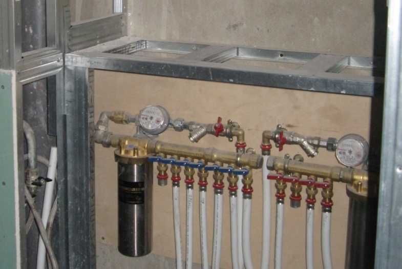 Сантехника- установка фильтров очистки воды, пайка труб.