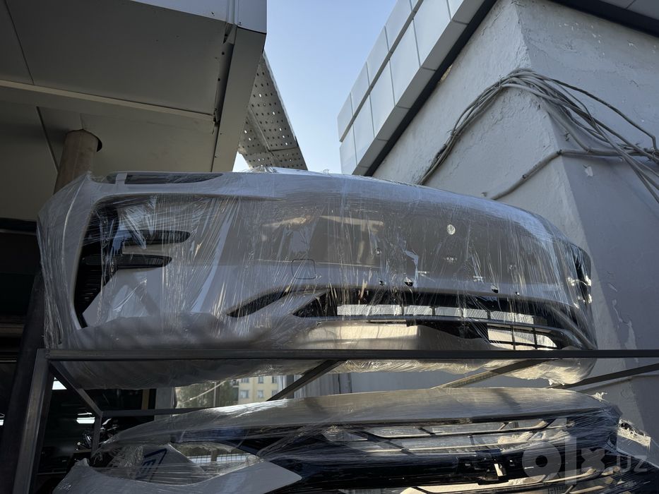 Byd Chazor, Byd Chempion, Byd oldi orqa bamper zbor