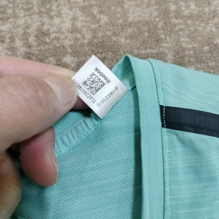 Футболка Reebok оригинал женская для спорта.