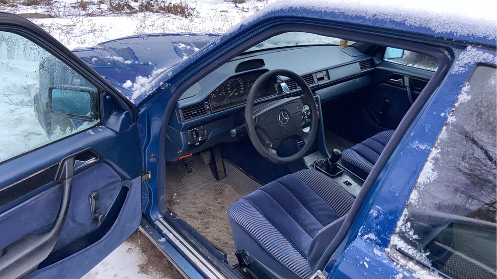 Продам мерседес 124