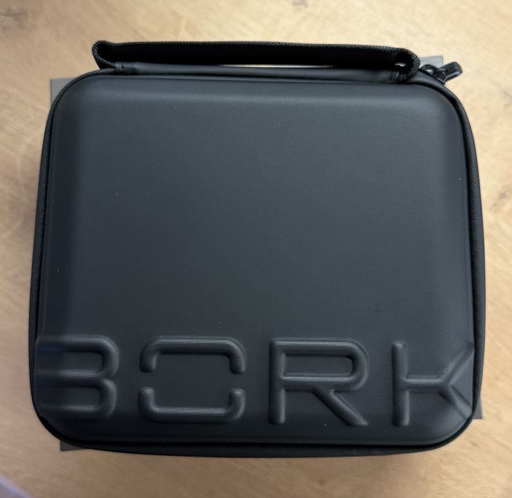 Перкусионный массажер Bork D506 gg