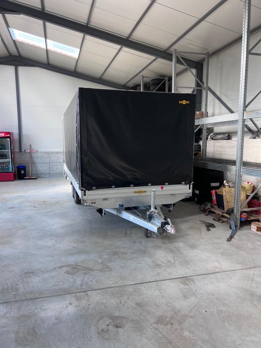 Remorca Humbaur 2 axe , cu prelata si obloane demontabile !