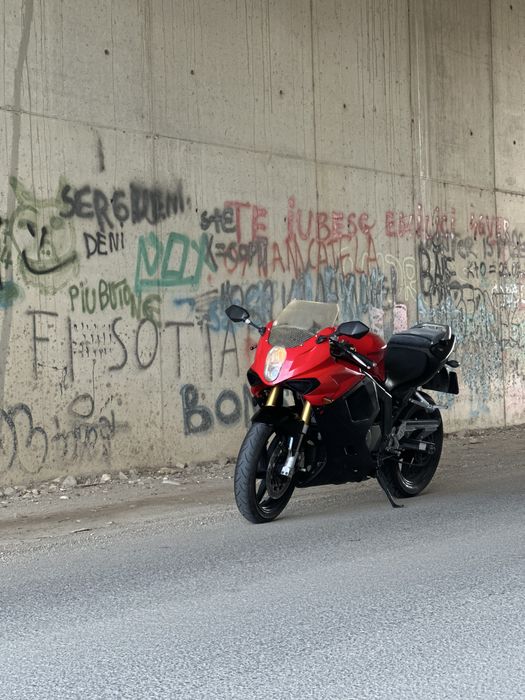 hyosung 125 ' Auto, moto si ambarcatiuni ' OLX.ro