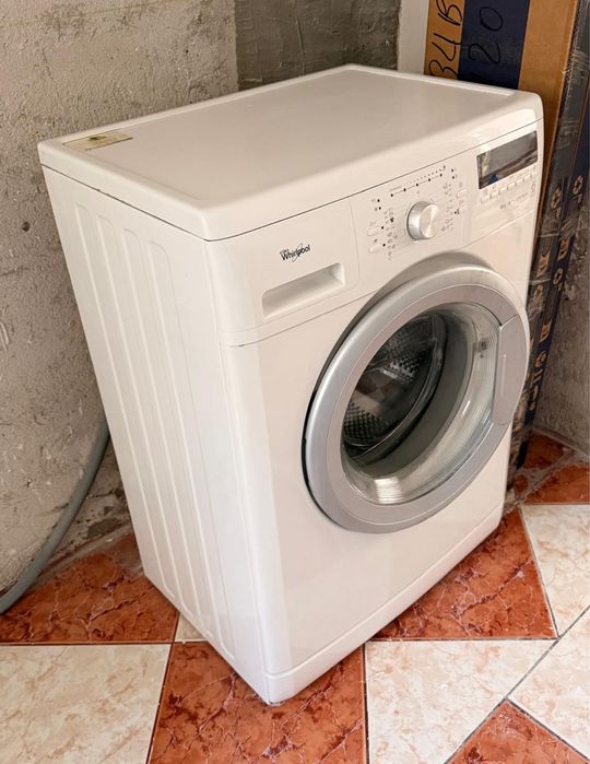 Masina de spalat slim Whirlpool AWSX63213