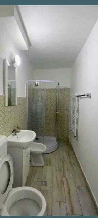 Apartament cu 1 cameră de închiriat