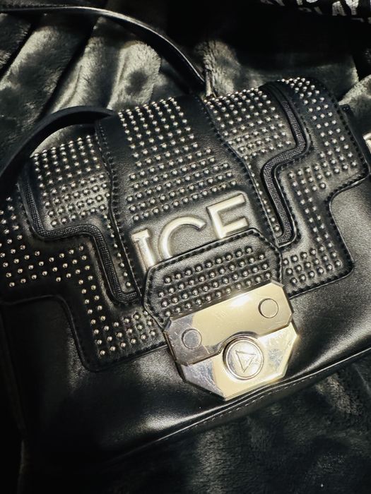 Ice play кожена чанта