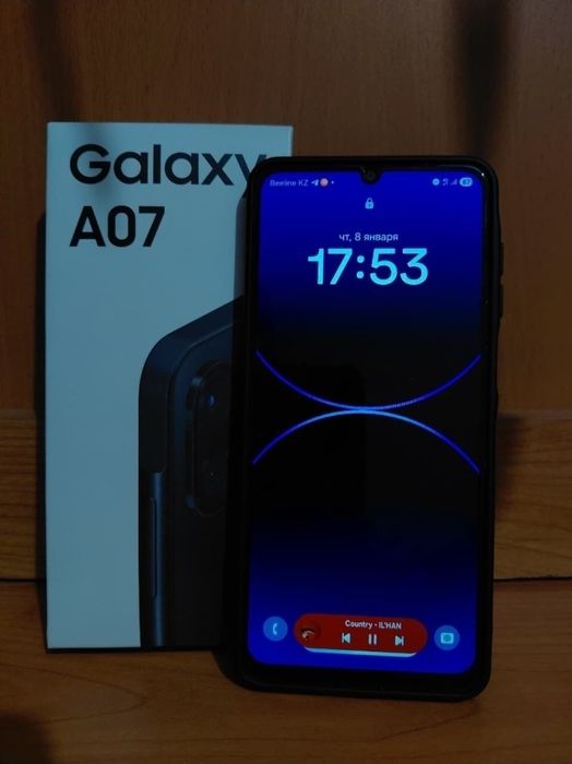 Самсунг а07 вместе с наушниками