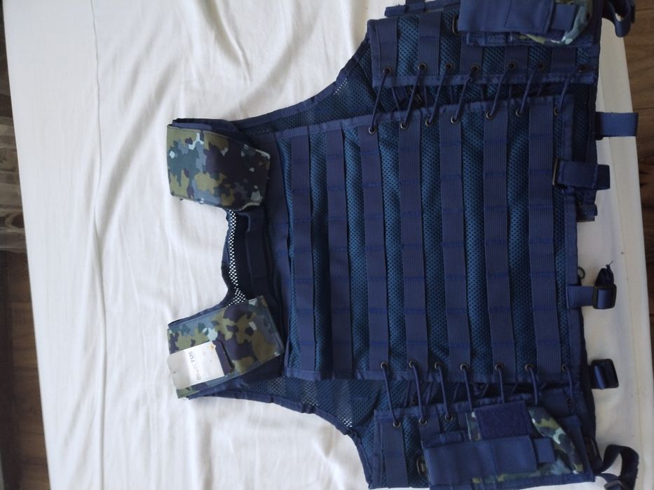 Vând Vestă Tactică Multifuncțional