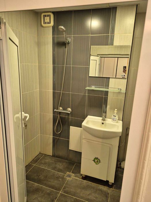 Дава се под наем Двустаен апартамент в София, Връбница 1 - 45 кв.м за 348.84 € - Снимка #8