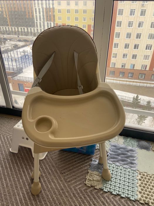 Стул для кормления