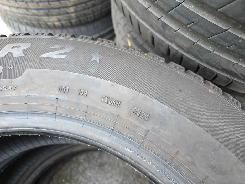4бр Зимни гуми 205 65 17 - Pirelli - DOT 2023, 2024