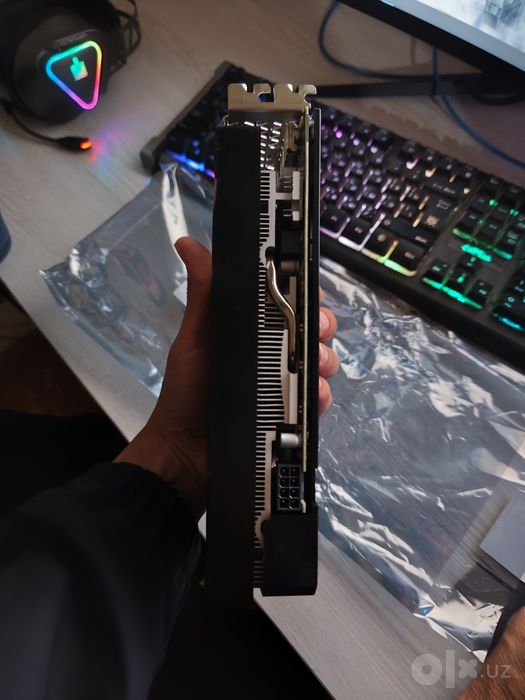 Rx 580 8 g sotiladi