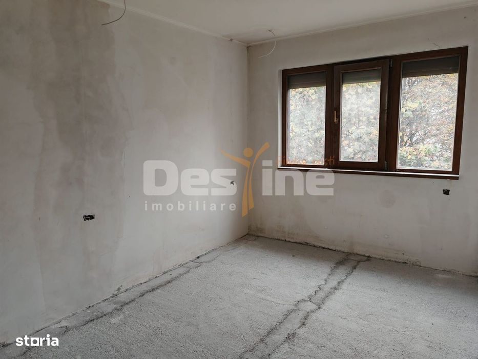 ​Apartament 4 camere, 2 bai – Zona Vest / Lacul Balea, etaj 3/4