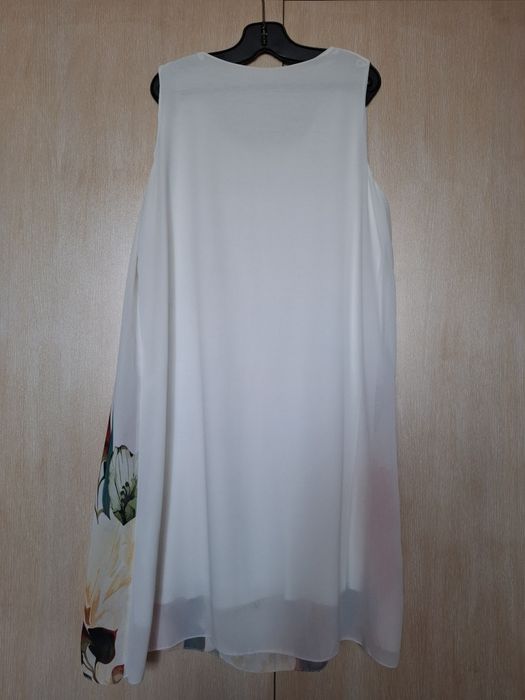 Продавам дамска рокля