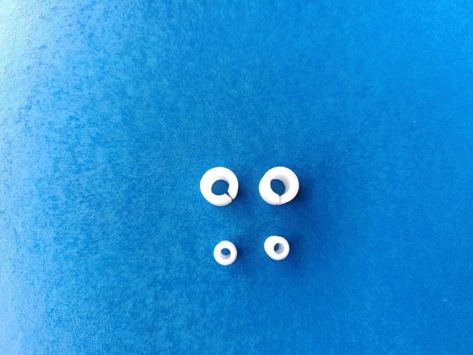 2x piese fixare geam auto Focus 1 Golf 4 5 Octavia 2 Polo Passat b5